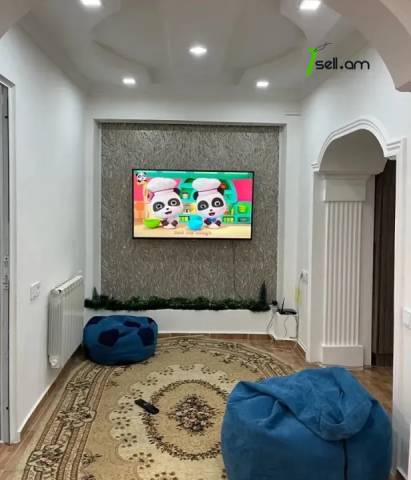 2 սենյականոց բնակարան Դրոյի փողոցում, 50 ք.մ., նախավերջին հարկ, կապիտալ վերանորոգված, քարե շենք