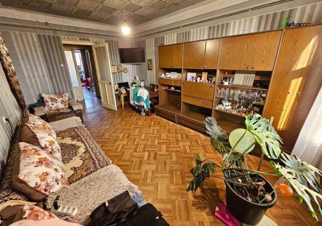 3 սենյականոց բնակարան Տիգրան Մեծի պողոտայում, 94 ք.մ., բարձր առաստաղներ, քարե շենք