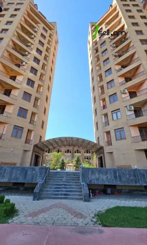 3 սենյականոց բնակարան նորակառույց շենքում Սոսեի փողոցում, 135 քմ, 4/15 հարկ, բարձր առաստաղներ