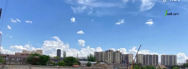 Հողատարածք բնակելի շինությունների համար Թաիրովի փողոցում կենտրոնում, 1000 քմ