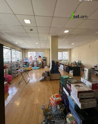 Բազմաֆունկցիոնալ գույք Արտաշիսյան փողոցում Շենգավիթում, 130 քմ