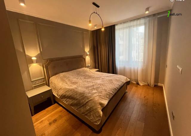 3 սենյականոց բնակարան նորակառույց շենքում Օրբելի եղբայրների փողոցում, 85 քմ, 4/15 հարկ