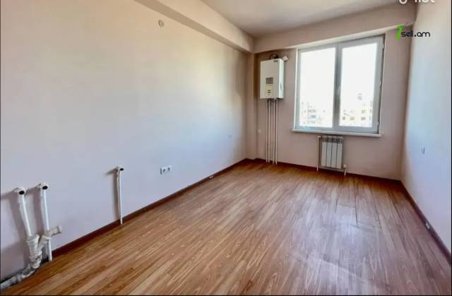 2 սենյականոց բնակարան նորակառույց շենքում Շինարարների փողոցում, 70 ք.մ., 11/14 հարկ