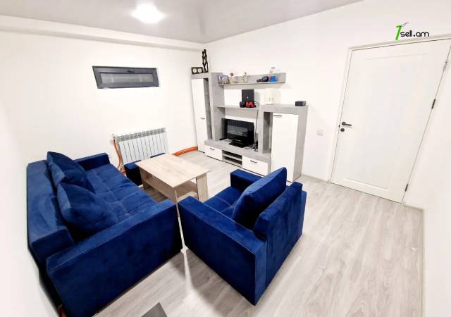 Երեք հարկանի թաունհաուզ, Դուրյան թաղամաս Ավանում, 330 ք.մ., 3+ սանհանգույց