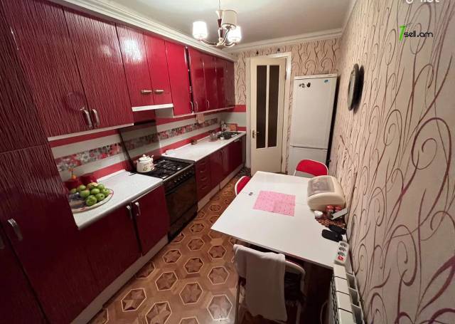 3 սենյականոց բնակարան Բաբայան փողոցում, 80 ք.մ., 2/9 հարկ, կապիտալ վերանորոգված