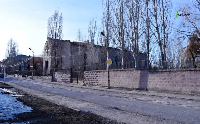 Հողատարածք հասարակական շինությունների համար Եղիշե Չարենցի փողոցում Գյումրիում, 2640 քմ