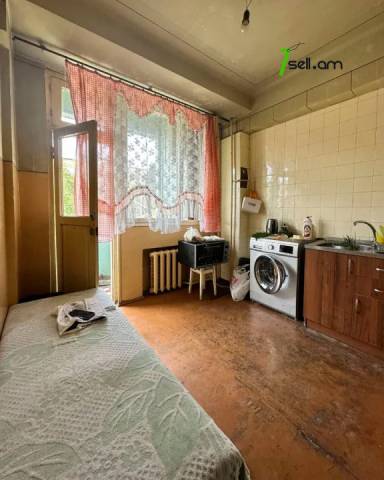 1 սենյականոց բնակարան Խորենացու փողոցում, 40 ք.մ., 6/9 հարկ