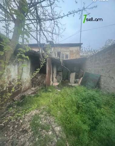 Հողատարածք բնակելի շինությունների համար Նոր Արեշի 24-րդ փողոցում Էրեբունիում, 330 ք.մ.