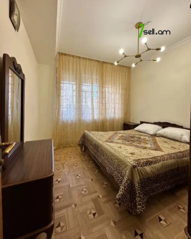2 սենյականոց բնակարան Երվանդ Քոչարի փողոցում, 67 ք.մ., 2/14 հարկ, կապիտալ վերանորոգված