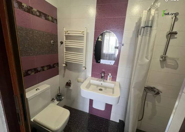 4 սենյականոց բնակարան Սայաթ-Նովայի պողոտայում, 86 քմ, 4/7 հարկ, 2 սանհանգույց, կապիտալ վերանորոգված