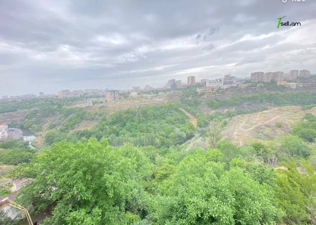 3 սենյականոց բնակարան նորակառույց շենքում Կիևյան փողոցում, 100 ք.մ., 2 սանհանգույց, բարձր առաստաղներ