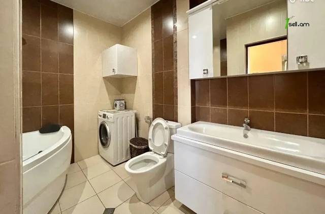 3 սենյականոց բնակարան նորակառույց շենքում Մարո Մարգարյան փողոցում, 92 ք.մ., 10/12 հարկ