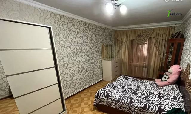 3 սենյականոց բնակարան Լեփսիուսի փողոցում, 73 ք.մ., 1/4 հարկ, եվրովերանորոգված