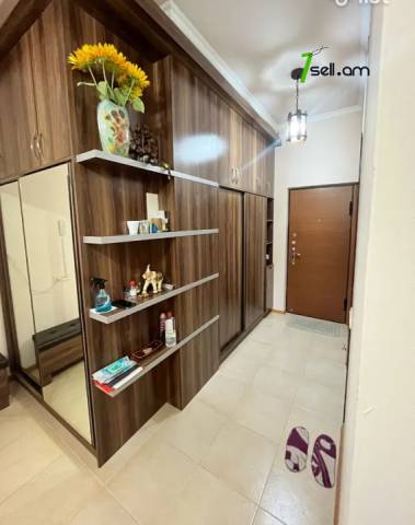 3 սենյականոց բնակարան նորակառույց շենքում Ծարավ աղբյուրի փողոցում, 101 ք.մ., 9/16 հարկ