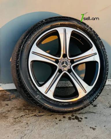 GGG.R18 Անիվներ անվահեծերով, համասեզոնային անվադողեր, 245/40 R18