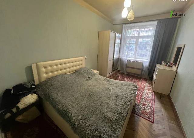 Բազմաֆունկցիոնալ գույք Սայաթ-Նովայի պողոտայում կենտրոնում, 70 քմ