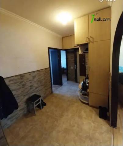 3 սենյականոց բնակարան Զաքարիա Քանաքեռցու փողոցում, 79 ք.մ., 3/9 հարկ, կապիտալ վերանորոգված