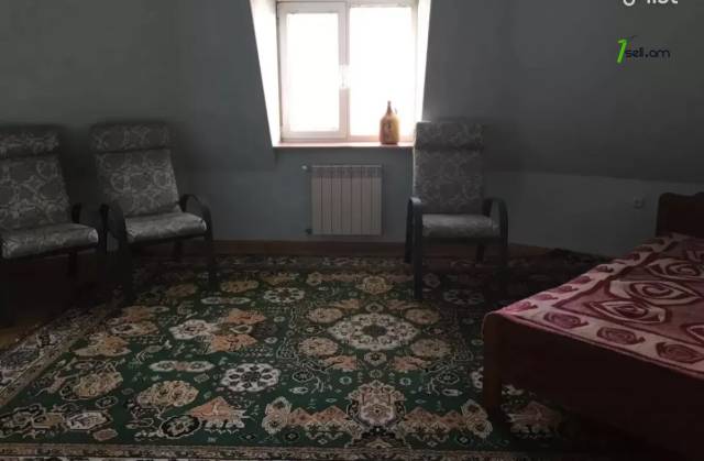 6 սենյականոց բնակարան կենտրոնում, 265 ք.մ., 2 սանհանգույց, բարձր առաստաղներ, եվրովերանորոգված