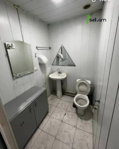 Գրասենյակային տարածք Բեկնազարյան փողոցում Աջափնյակում, 200 քմ