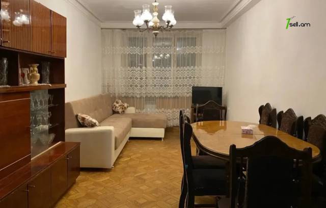 3 սենյականոց բնակարան Ամիրյան փողոցում, 78 ք.մ., 1/9 հարկ