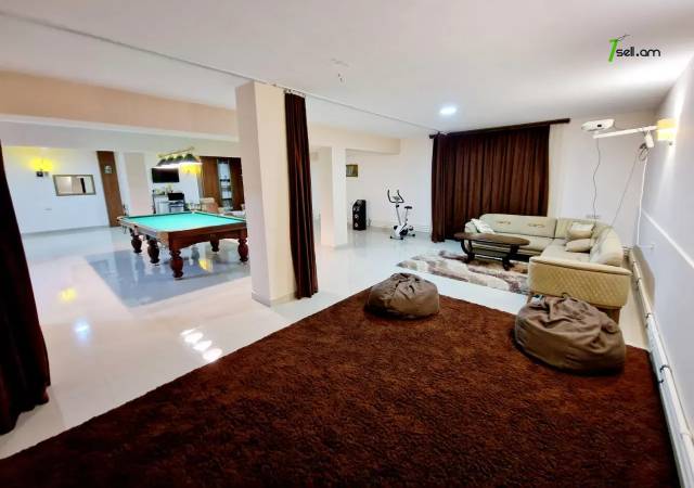 Երկու հարկանի քարե տուն Դավթաշենի 7-րդ փողոցում Դավիթաշենում, 1000 ք.մ., 3+ սանհանգույց