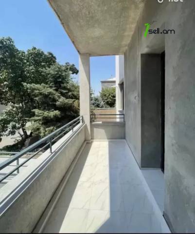 4 սենյականոց բնակարան նորակառույց շենքում Դավիթ Բեկի փողոցում, 108 ք.մ., նախավերջին հարկ