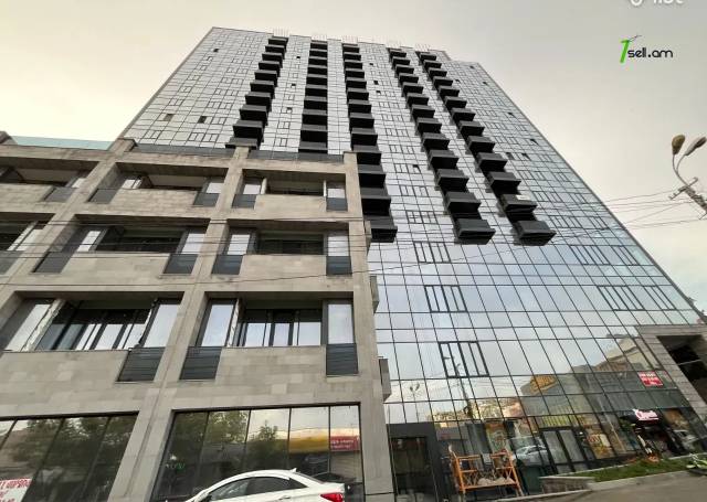 3 սենյականոց բնակարան նորակառույց շենքում Ռոստոմի փողոցում, 76 քմ, 9/15 հարկ, բարձր առաստաղներ