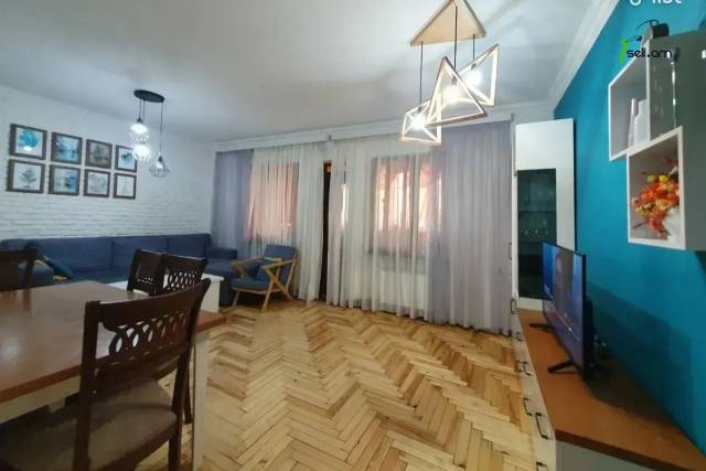 3 սենյականոց բնակարան, Դավթաշեն 4-րդ թաղամաս, 97 քմ, 2/9 հարկ, 2 սանհանգույց, մի քանի պատշգամբ