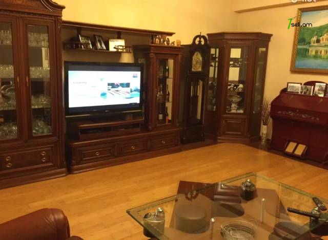 4 սենյականոց բնակարան նորակառույց շենքում Տերյան փողոցում, 193 քմ, 7/9 հարկ, 2 սանհանգույց