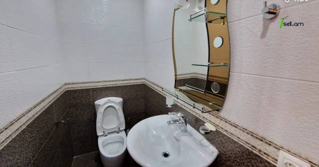 Ընդարձակ 3 սենյականոց բնակարան նորակառույց շենքում Նաիրի Զարյան փողոցում, 175 քմ, 12/16 հարկ