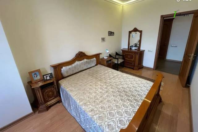 3 սենյականոց բնակարան նորակառույց շենքում Գրիբոյեդովի փողոցում, 116 քմ, 11/16 հարկ, 2 սանհանգույց