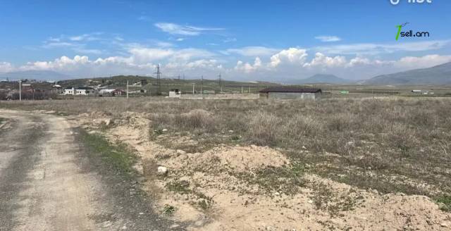 Գյուղատնտեսական հողատարածք Ձորաղբյուրում, 4700 ք.մ.