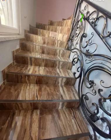 Կոմերցիոն անշարժ գույք 1-ին փողոցում Բալահովիտում, 80 քմ