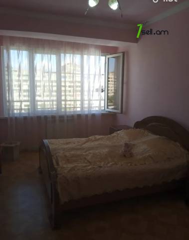 4 սենյականոց բնակարան Զորավար Անդրանիկի փողոցում, 84 ք.մ., 10/14 հարկ, կապիտալ վերանորոգված