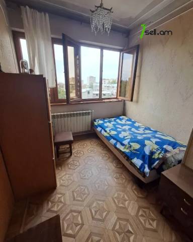 2 սենյականոց բնակարան Գյուլբենկյան փողոցում, 63 ք.մ., քարե շենք