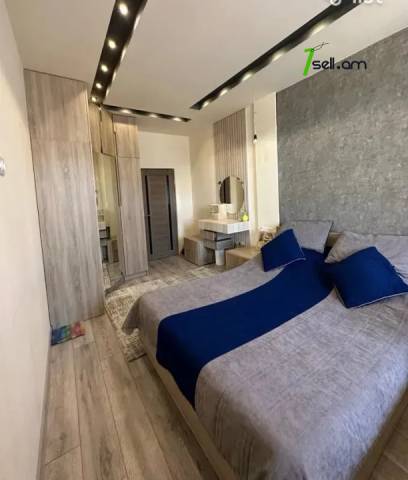 3 սենյականոց բնակարան նորակառույց շենքում Ազատության պողոտայում, 70 քմ, բարձր առաստաղներ