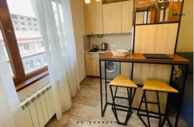 1 սենյականոց բնակարան Նալբանդյան փողոցում, 42 ք.մ., եվրովերանորոգված, քարե շենք