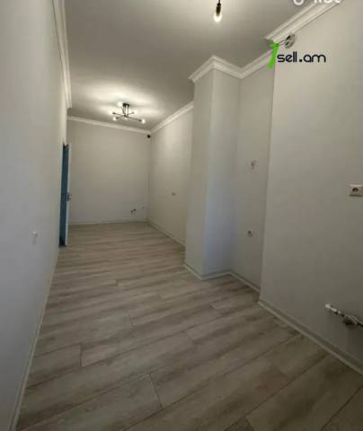 3 սենյականոց բնակարան նորակառույց շենքում Վահրամ Փափազյան փողոցում, 120 ք.մ., 2 սանհանգույց