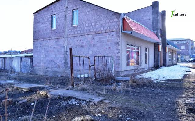Հողատարածք հասարակական շինությունների համար Եղիշե Չարենցի փողոցում Գյումրիում, 2640 քմ