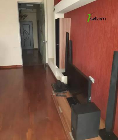 2 սենյականոց բնակարան նորակառույց շենքում Նաիրի Զարյան փողոցում, 93 ք.մ., 2 սանհանգույց