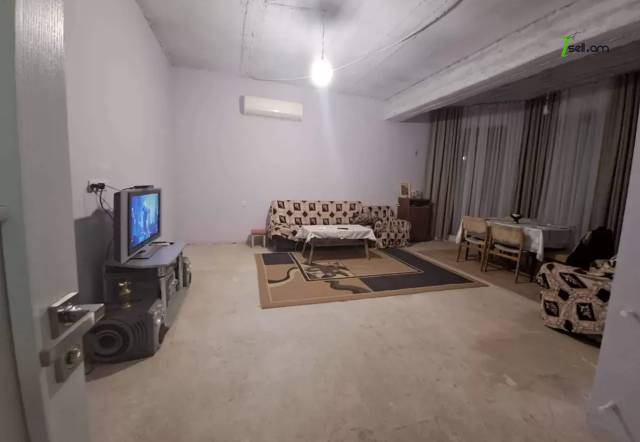 Երկու հարկանի քարե տուն Մոլդովական փողոցում Նոր Նորքում, 630 ք.մ., 2 սանհանգույց