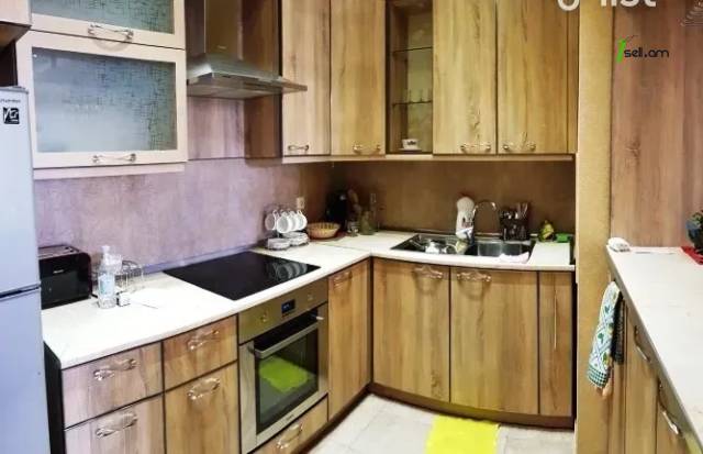 2 սենյականոց բնակարան նորակառույց շենքում Նաիրի Զարյան փողոցում, 65 ք.մ., բարձր առաստաղներ