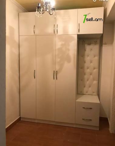 2 սենյականոց բնակարան Նիկողայոս Ադոնցի փողոցում, 44 քմ, 2/9 հարկ, կապիտալ վերանորոգված