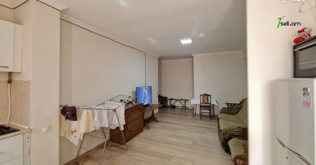 2 սենյականոց բնակարան Զաքարիա Քանաքեռցու փողոցում, 47 քմ, 2/9 հարկ, կապիտալ վերանորոգված