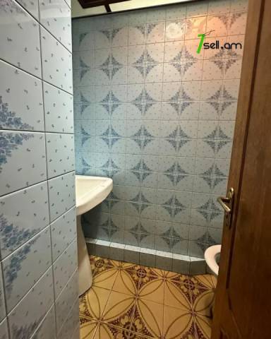 2 սենյականոց բնակարան Սարյանի փողոցում, 80 ք.մ., 2 սանհանգույց