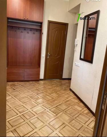 3 սենյականոց բնակարան Ազատության պողոտայում, 70 քմ, 2/5 հարկ, բարձր առաստաղներ, կապիտալ վերանորոգված