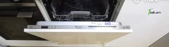 4 սենյականոց բնակարան Սայաթ-Նովայի պողոտայում, 87 ք.մ., բարձր առաստաղներ, 3/5 հարկ, եվրովերանորոգված