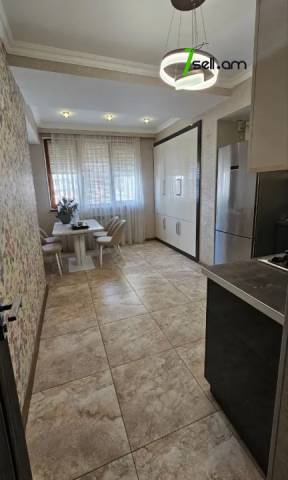 2 սենյականոց բնակարան Խորենացու փողոցում, 85 ք.մ., 6/9 հարկ, կապիտալ վերանորոգված