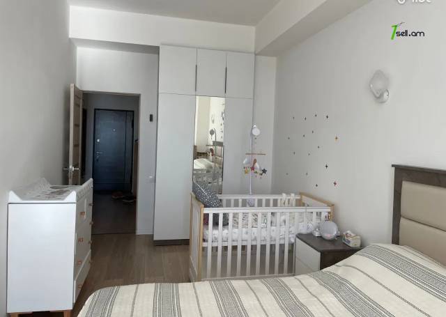 2 սենյականոց բնակարան նորակառույց շենքում Անաստաս Միկոյանի փողոցում, 64 ք.մ., բարձր առաստաղներ