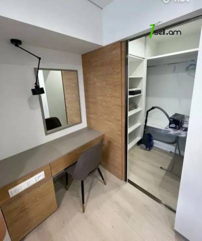 2 սենյականոց բնակարան Եզնիկ Կողբացու փողոցում, 43 քմ, դիզայներական ոճով վերանորոգված